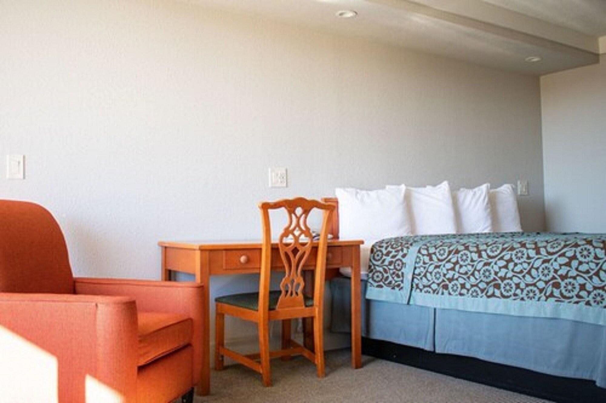 Days Inn By Wyndham Hillsboro Tx Exterior photo