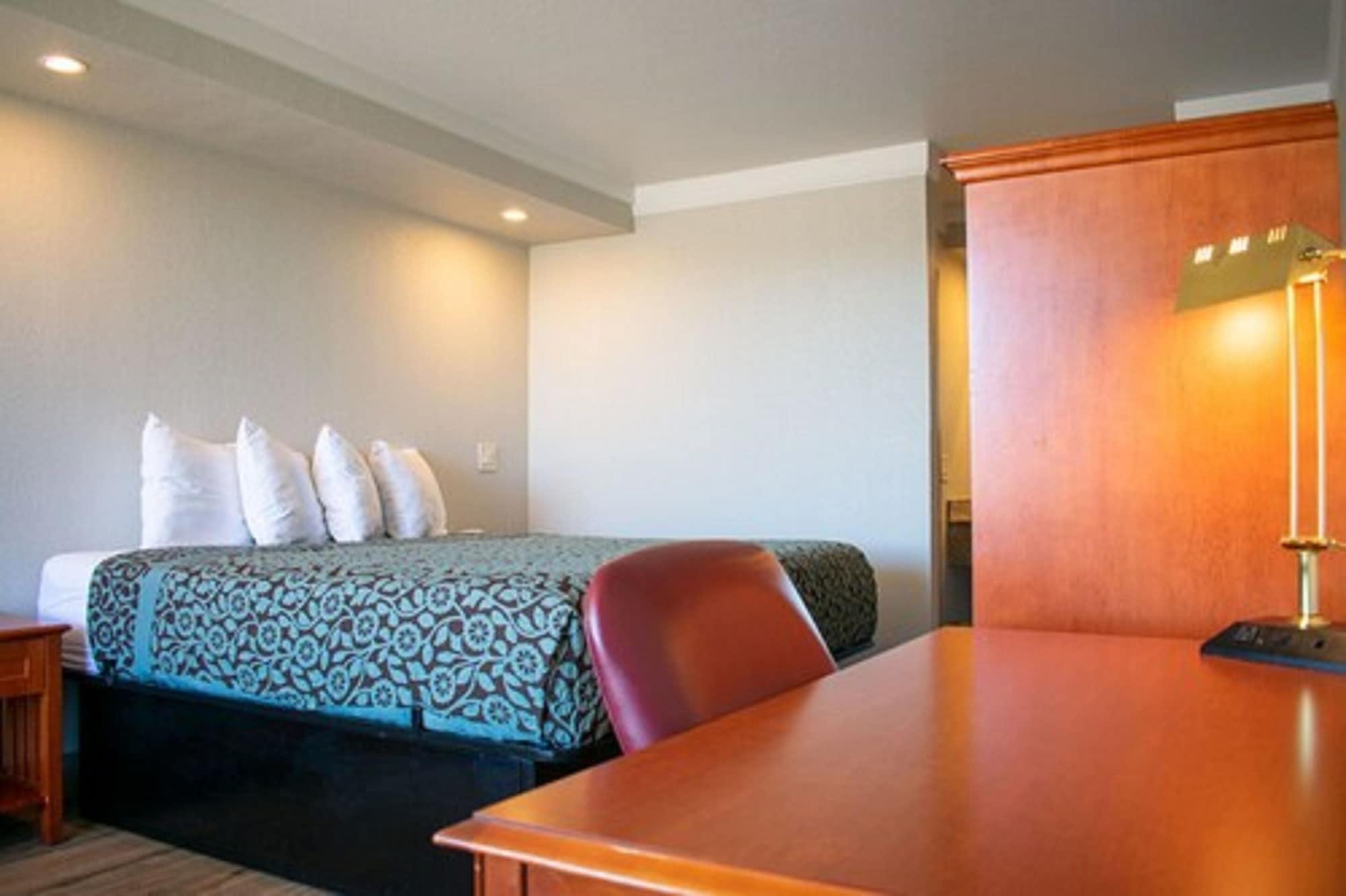 Days Inn By Wyndham Hillsboro Tx Exterior photo